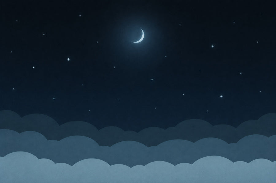 Een stille nachtlucht met sterren boven de wolken
