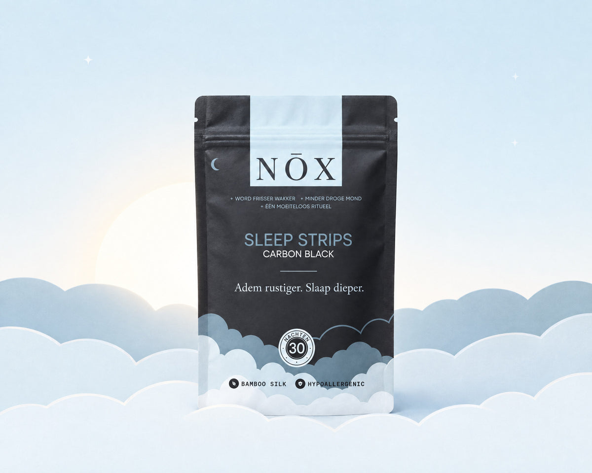 De NŌX pouch op lichte ochtendwolken